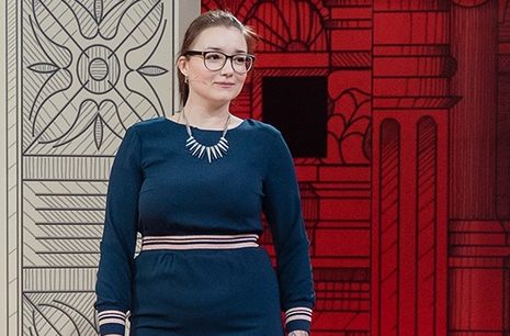 Муж умолял любимую жену одеваться стильно. Что сделали стилисты «Модного приговора»