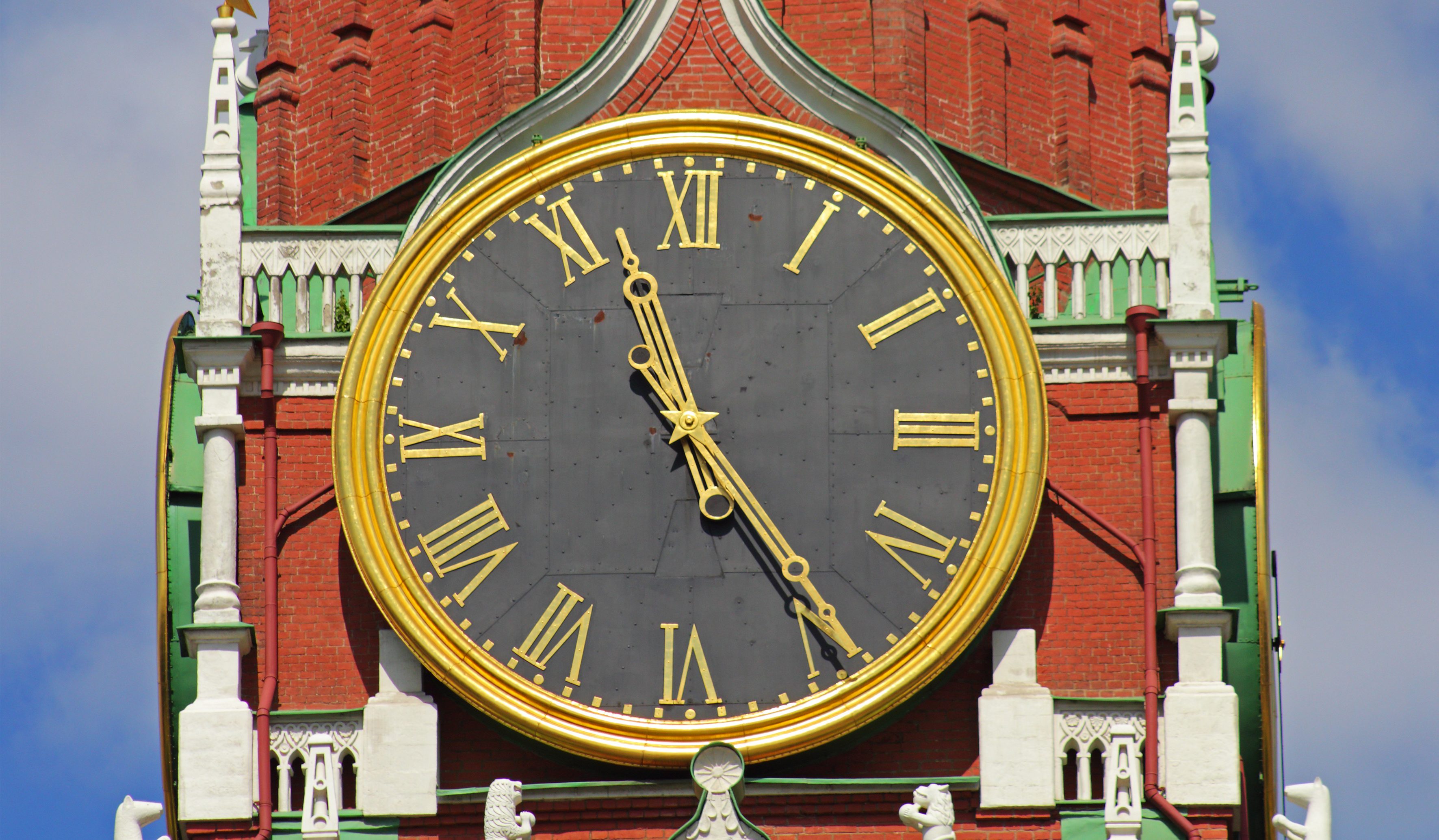 Часы куранты московского кремля