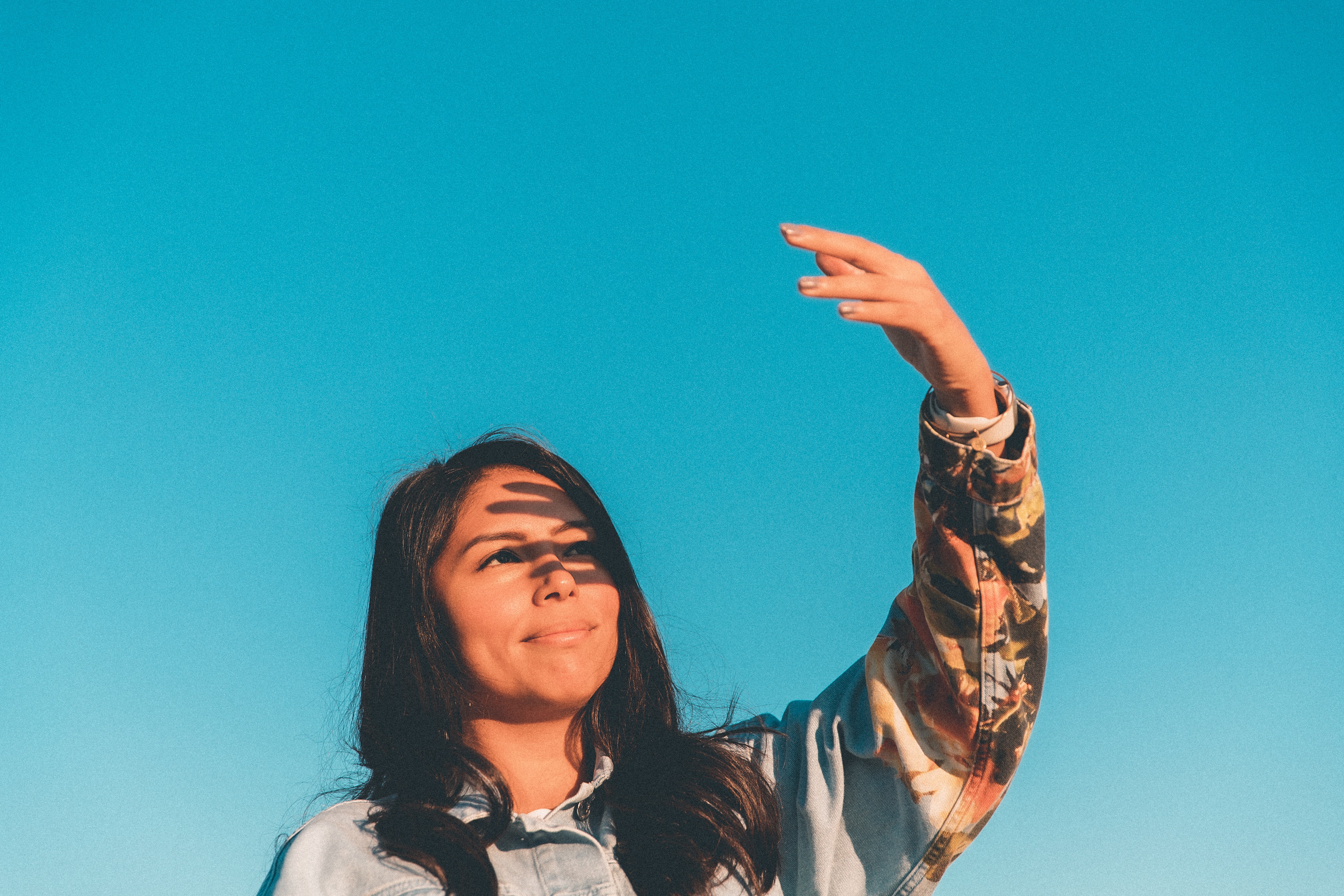 7 мудрейших цитат Карлоса Кастанеды, как жить в окружении негатива