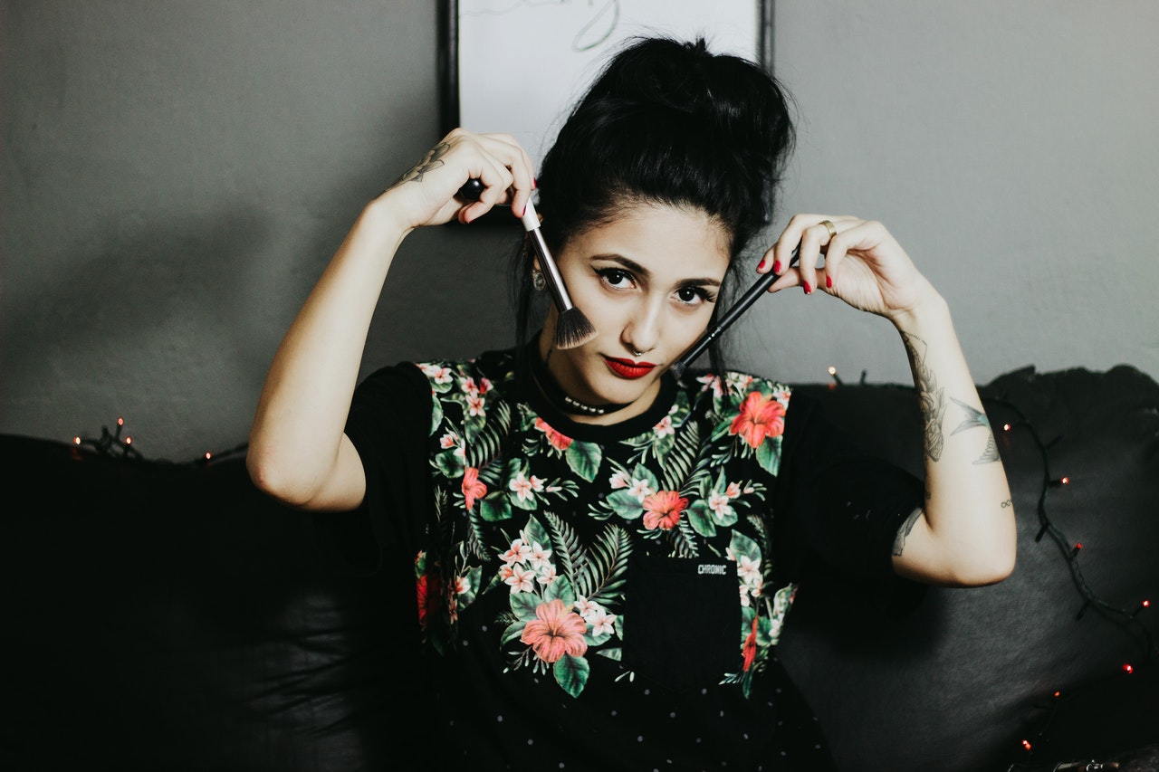 5 причины, почему женщина-визажист — всегда желанна для мужчины