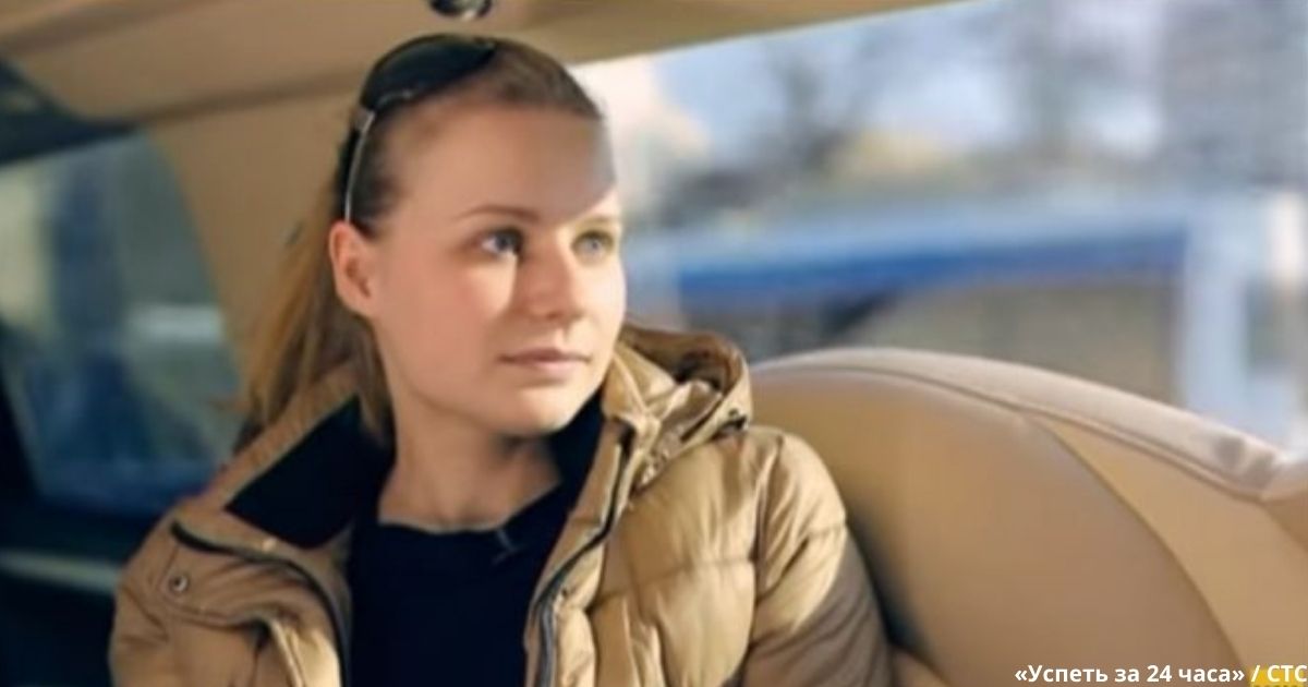 Работала на рынке и выглядит провинциально. Смог ли Рогов изменить героиню к 30-летнему юбилею