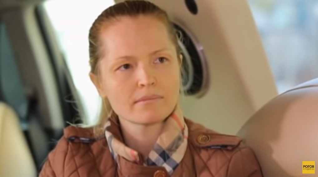 Пришла уставшей мамой особенной девочки, ушла соблазнительной штучкой. Как стилист Рогов изменил жизнь за 24 часа