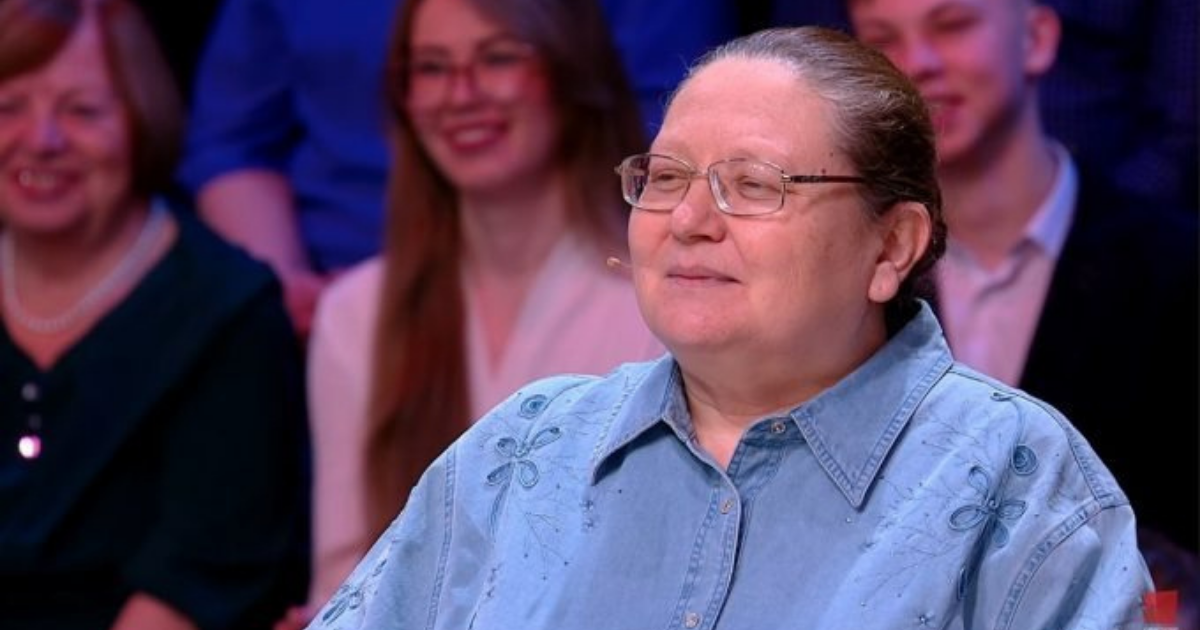 На «Модный приговор» пришла 50-летняя дама, которую называют бабулей на работе. Что сделали стилисты