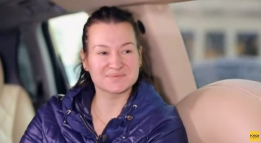 К стилисту Рогову пришла уставшая домохозяйка, которой завтра идти на встречу выпускников. Что сделали за 24 часа