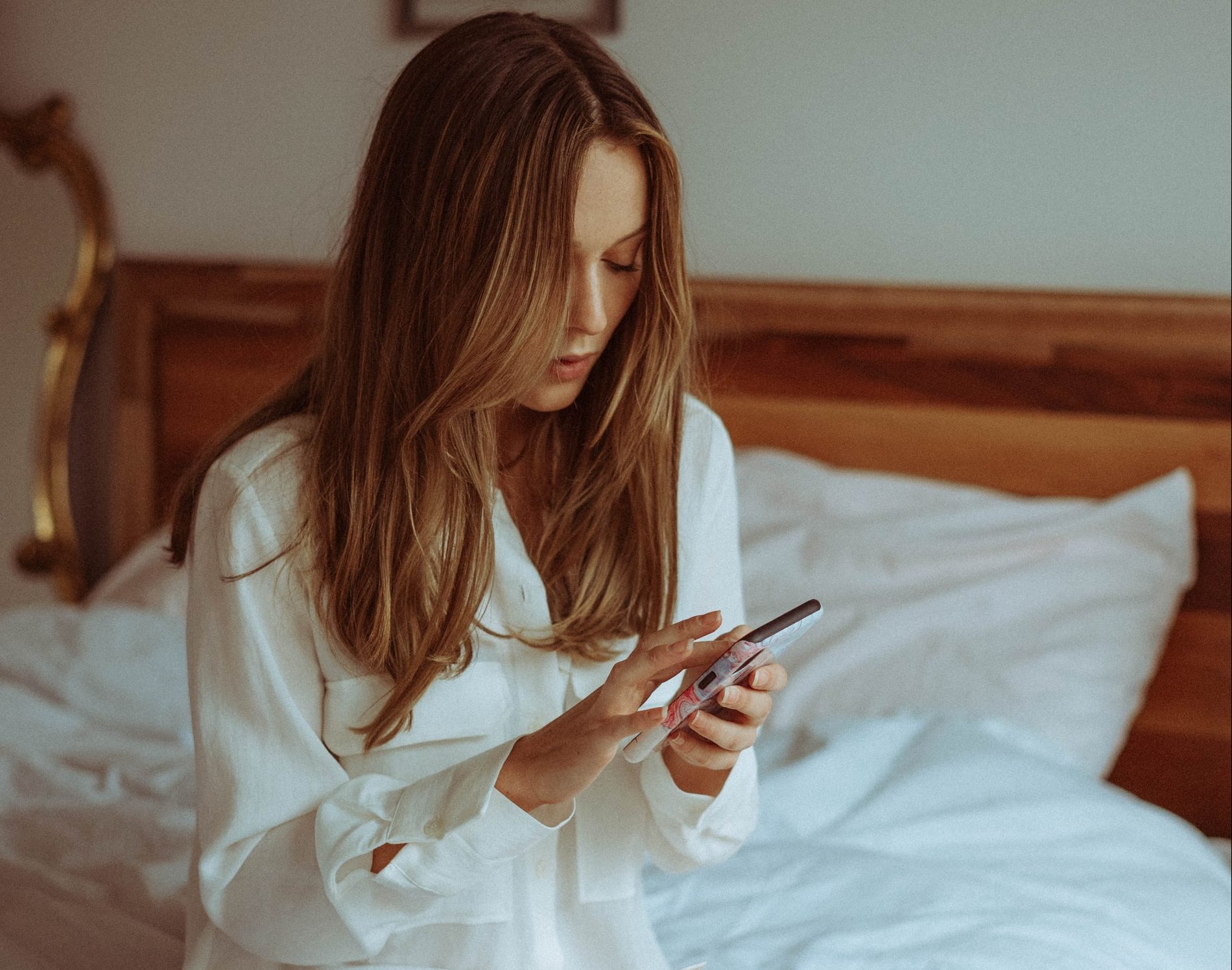 4 вещи, которые нельзя показывать женатому, если у вас с ним роман. Как бы он ни требовал