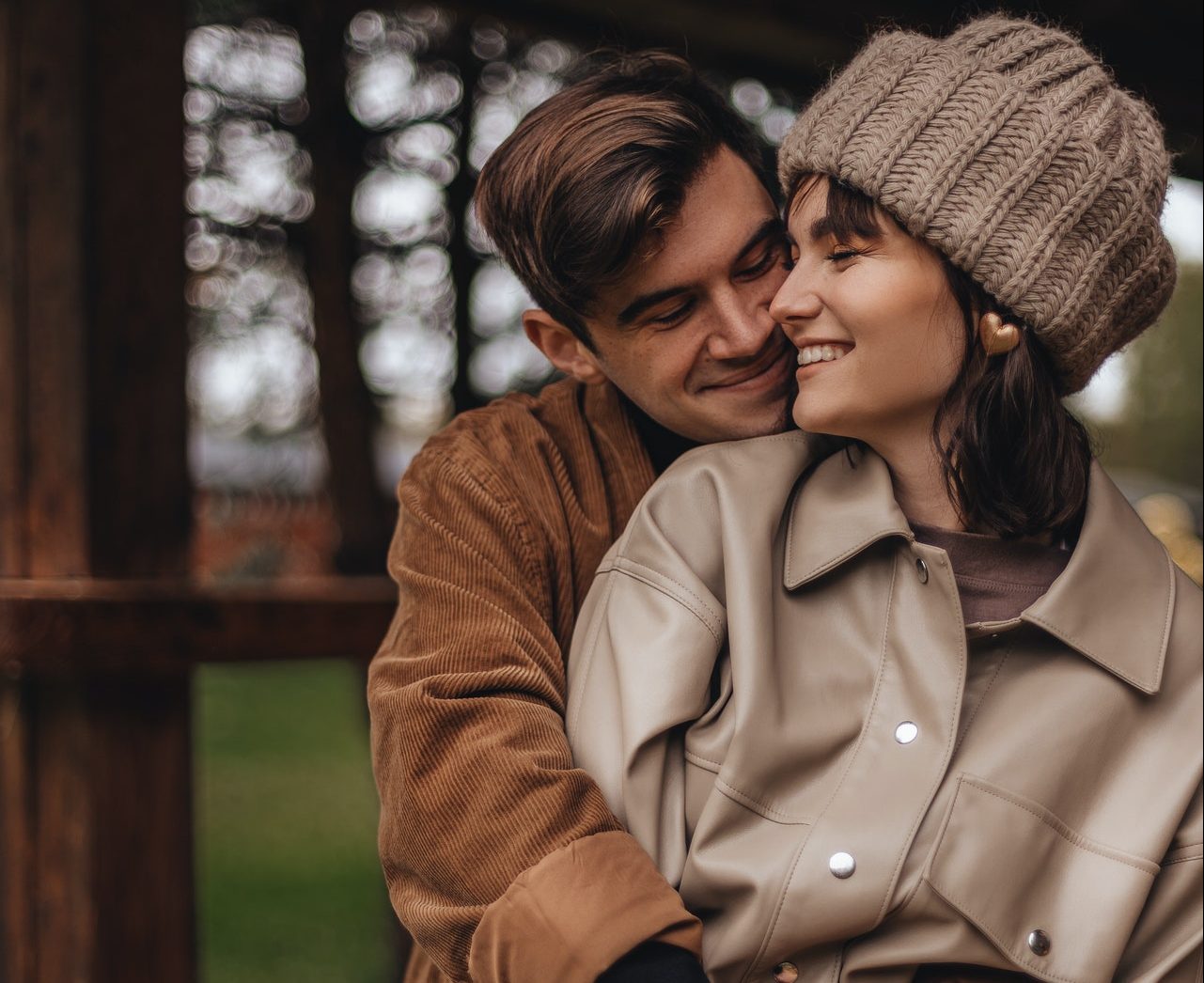 Фраза умной жены, которой она привлекает не только мужа, но и мужчин вокруг