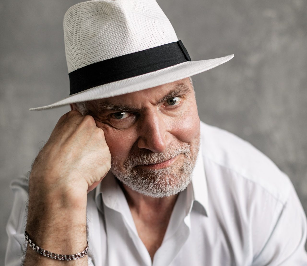 7 причин, почему возрастному мужчине без женщины лучше, чем с ней