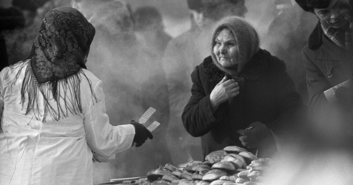 Пирожки из ссср. Владимир Соколаев фотограф. Владимир Соколаев фотографии СССР. Фотографа Владимира Соколаева. Владимир Соколаев фотограф трива.